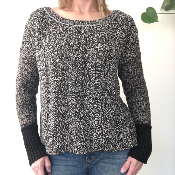 NWT American Eagle Outfitters Mixed Marl Knit Pullover Sweater, size Large 🖤 - Picture 2 of 10